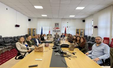 Takim i përbashkët i Rektorit Bunjaku me asistentët e fakulteteve të Universitetit “Fehmi Agani” në  Gjakovë